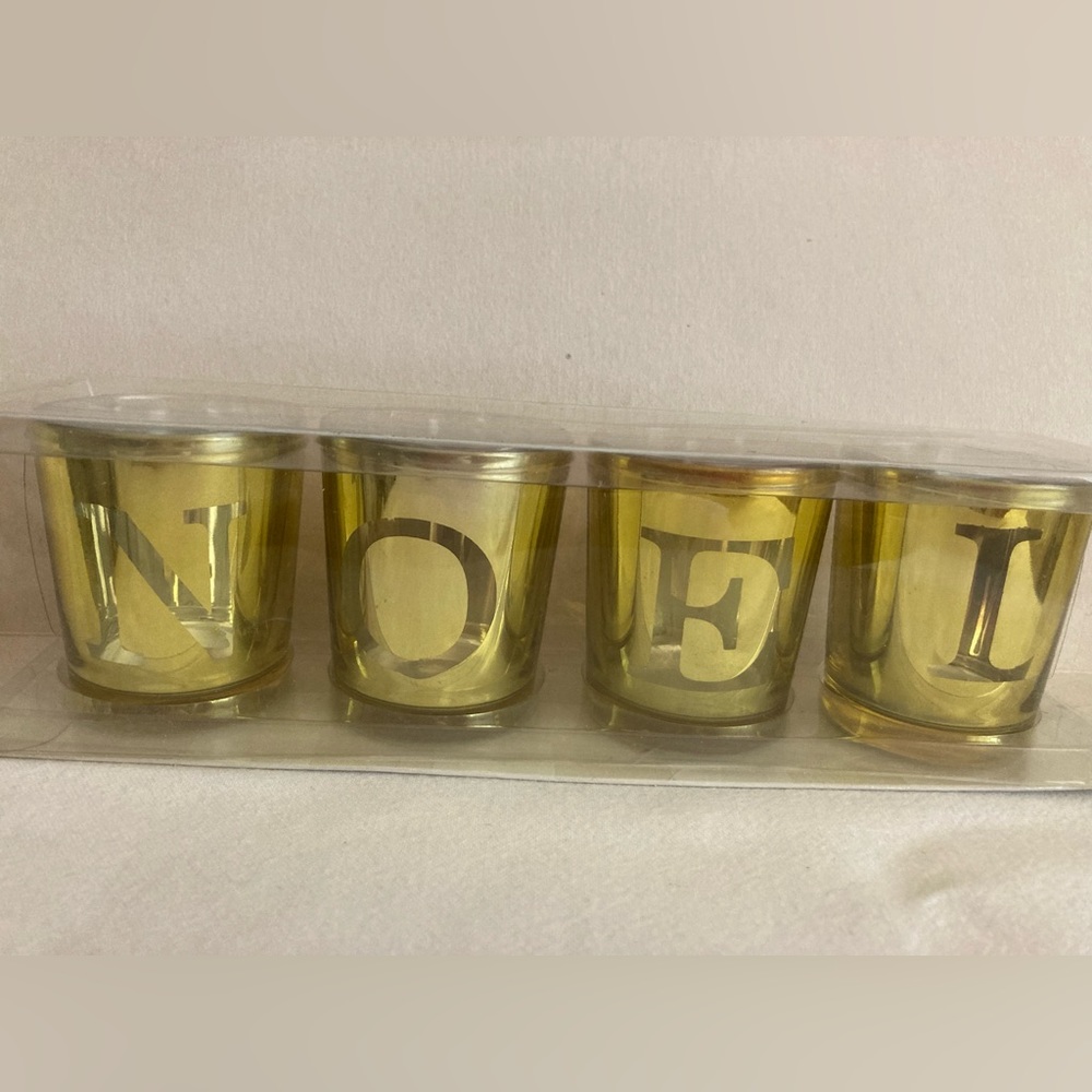 NIB NOEL Tealight Candle Holder